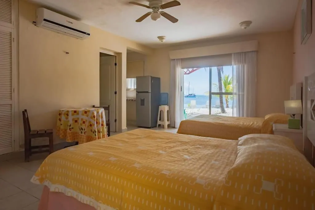 Marysol Beachfront Next To Nomads D6 Isla Mujeres Apartamento